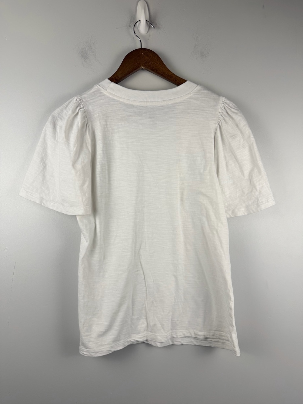 POMANDER PLACE Tuckernuck Flutter Sleeve Tee Shirt white Women’s medium - Picture 3 of 3